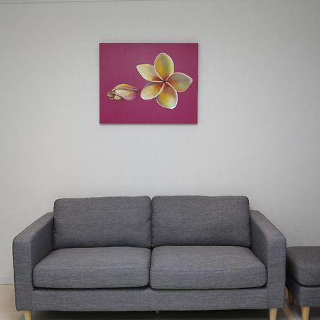 Plumeria Pension Jeju Bagian luar foto